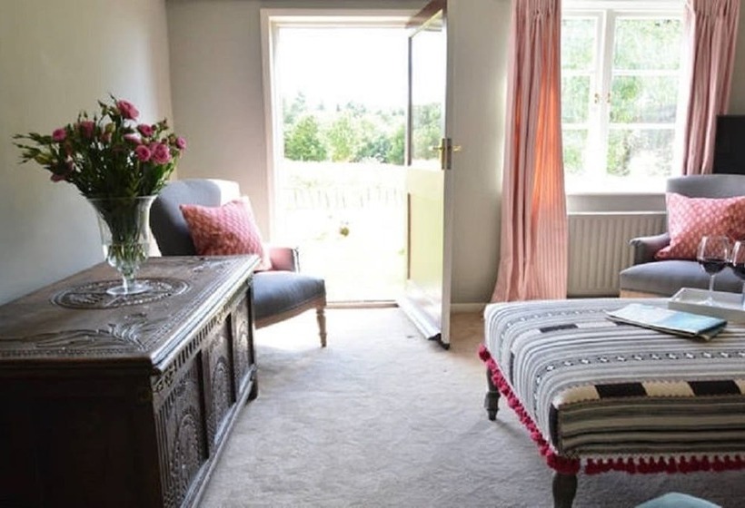 Hotelli Fritton Arms Collection