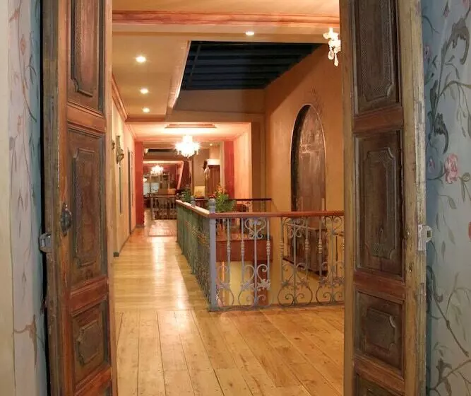 Hotelli Ines Maria