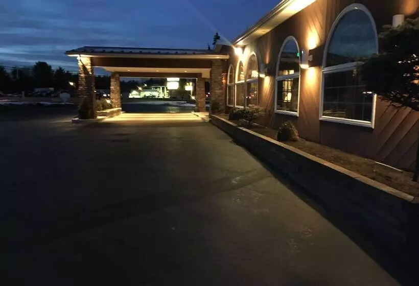 Hotelli Landmark Motor Inn