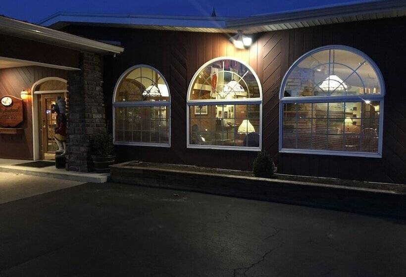 호텔 Landmark Motor Inn