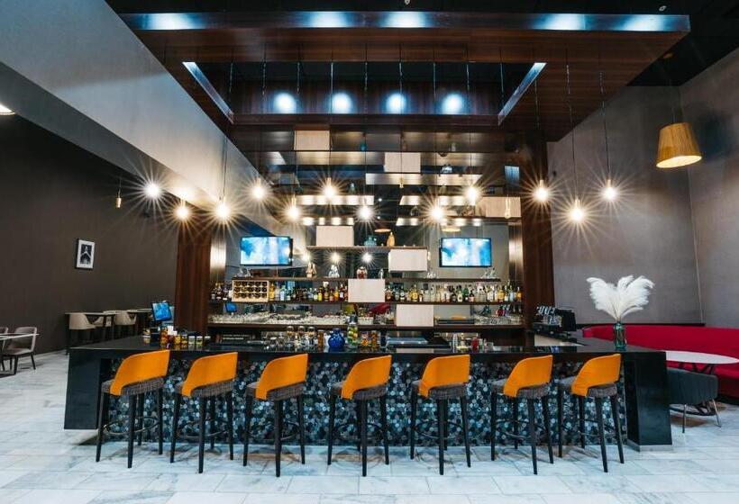 Hotel Bth Rebel Tacna