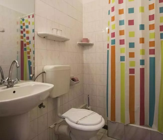 Hostel Teleki