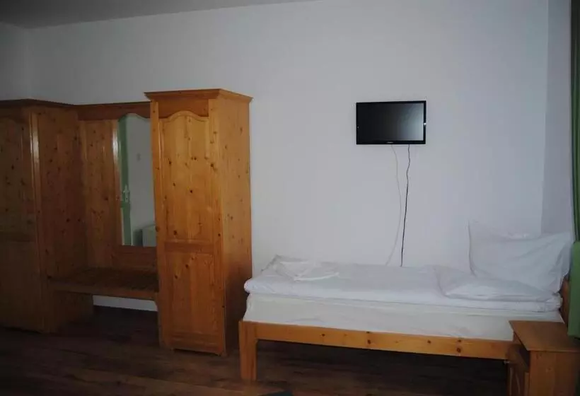 Hostel Teleki