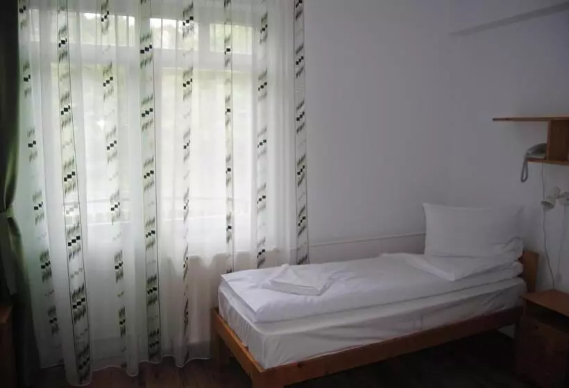 Hostel Teleki