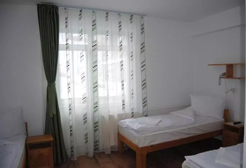 Hostel Teleki