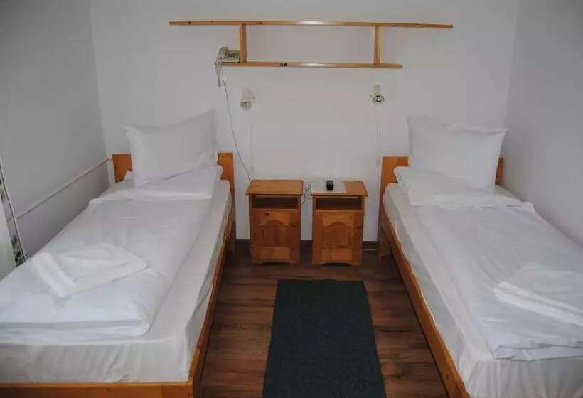 Hostel Teleki