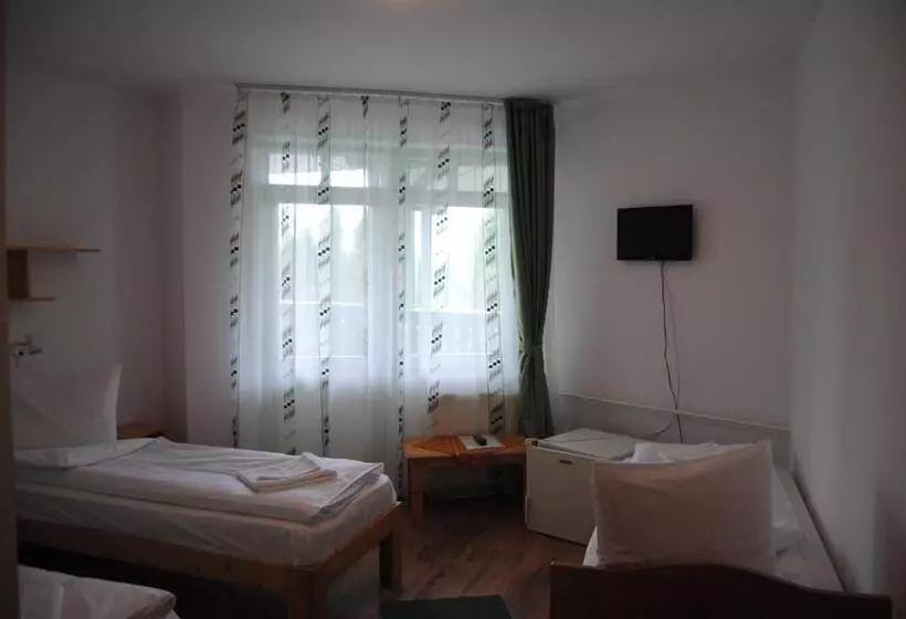 Hostel Teleki