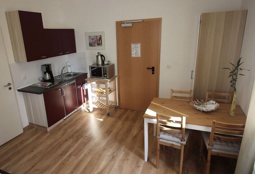 Apart Hotel Paradies