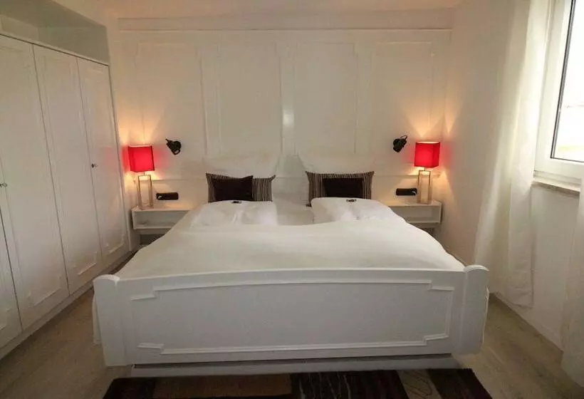 Apart Hotel Paradies