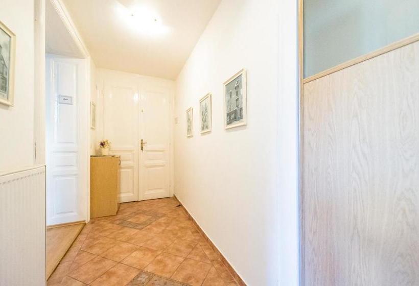 Szálloda Apartment Historical Centre