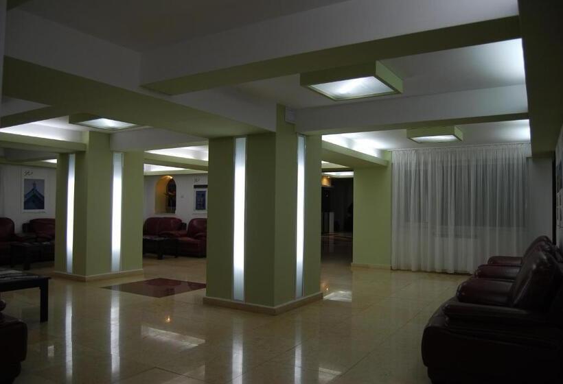 Отель Europolis