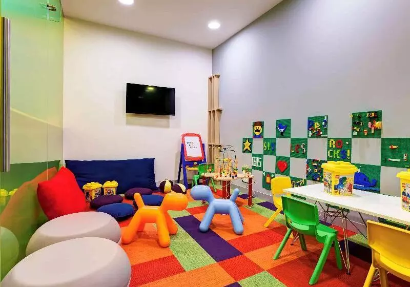 ホテル Ibis Styles Mexico Reforma