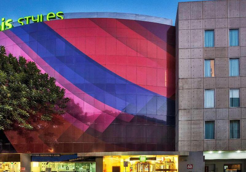 בית מלון כפרי Ibis Styles Mexico Reforma
