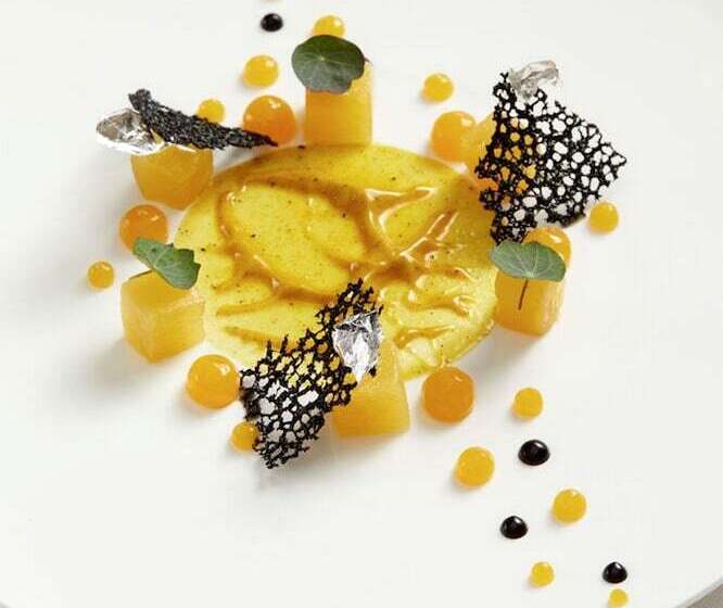 ホテル Logis Auberge Du Cheval Blanc