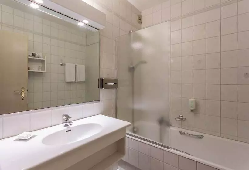ホテル Logis Auberge Du Cheval Blanc