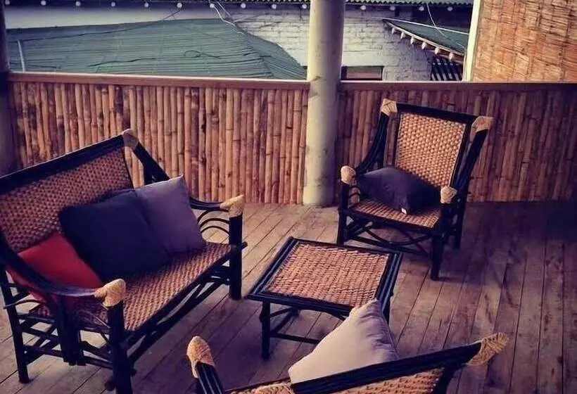هتل Mancora Y Sol