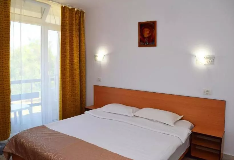 Otel Sanda