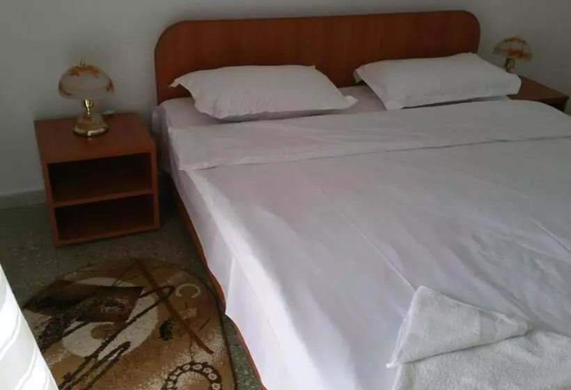Otel Sanda
