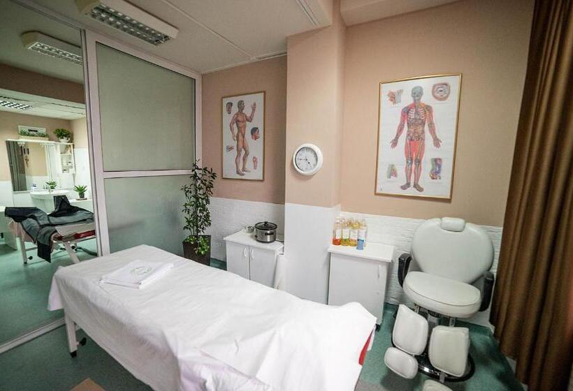 فندق Secret Garden