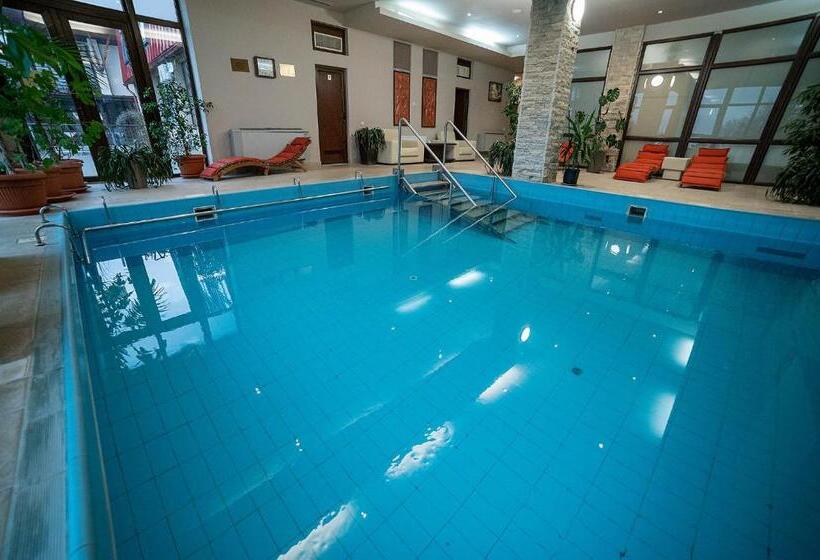 فندق Secret Garden