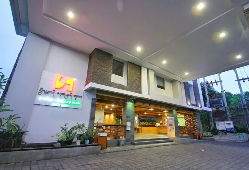 Hotelli Swissbelexpress Kuta Legian
