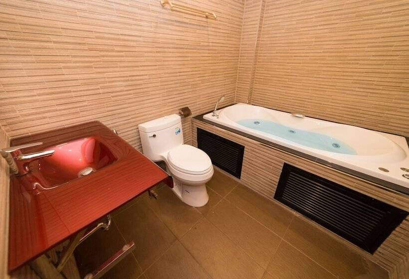 ホテル Thongtara House Boutique Residence