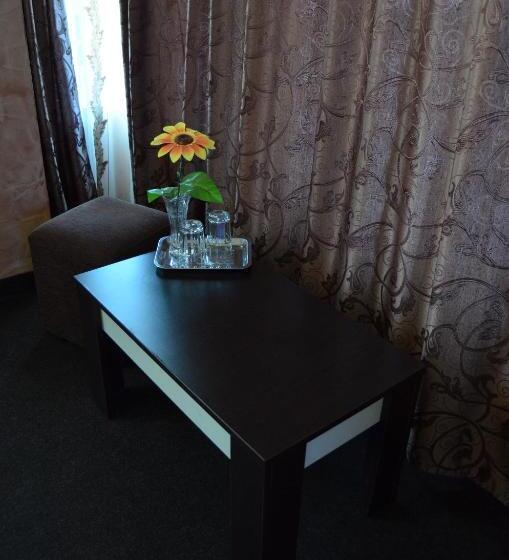 هتل Villa Roberto