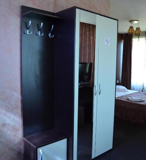 هتل Villa Roberto