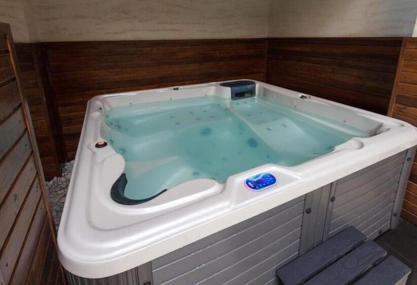 Ymy Hotels Târgu Jiu