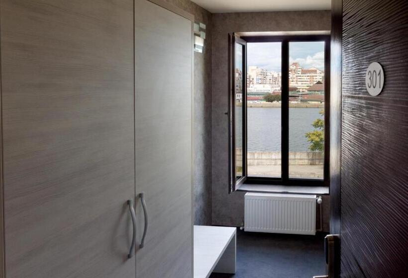 Ymy Hotels Târgu Jiu