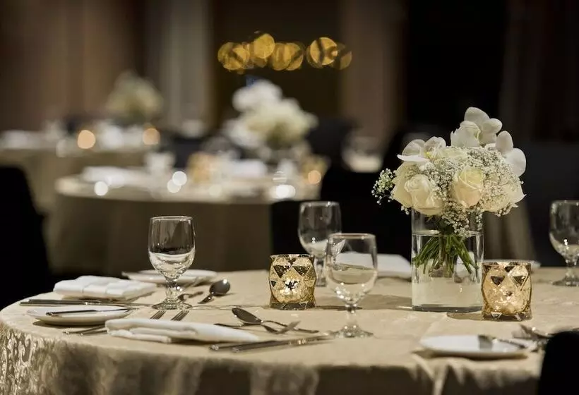 Voco Doha West Bay Suites, An Ihg