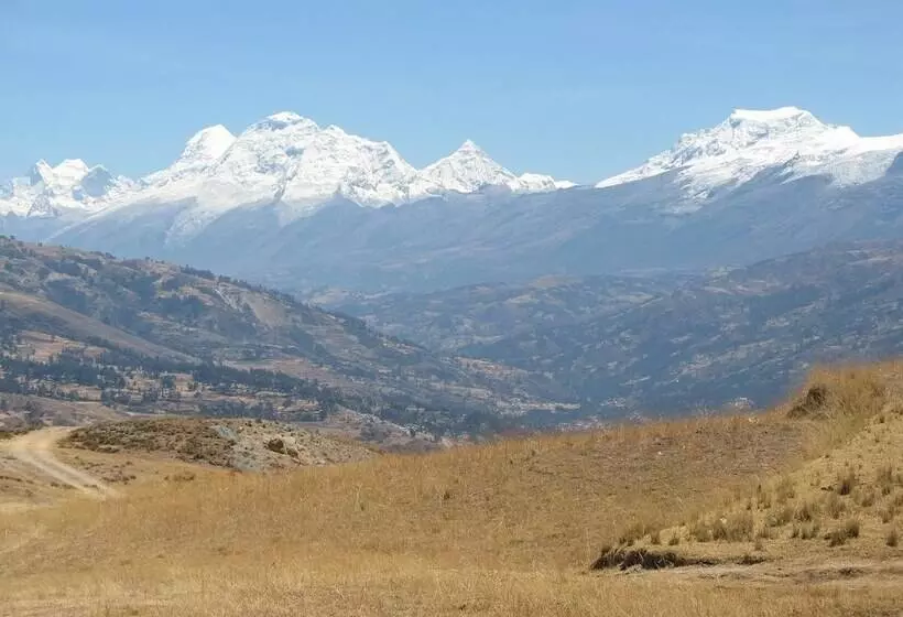 تختخواب و صبحانه Hostal Casa Del Montanista