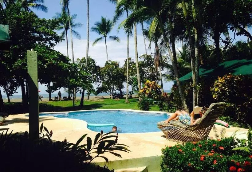 Aamiaismajoitus (B&B) Rafiki Beach Camp