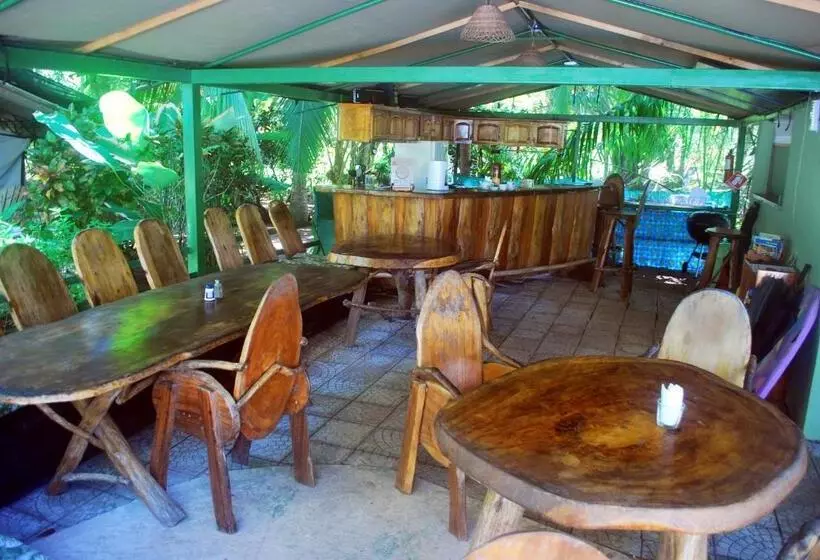 Aamiaismajoitus (B&B) Rafiki Beach Camp