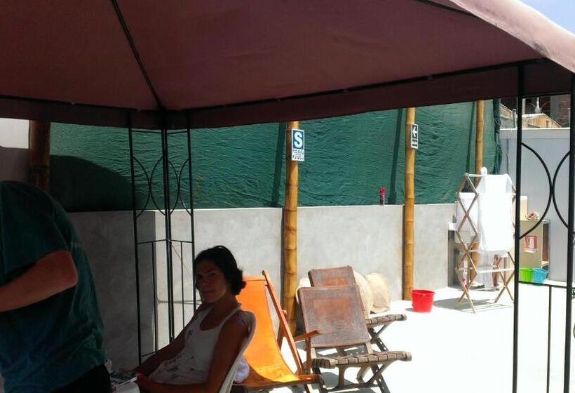 El Buen Samaritano Backpackers   Hostel