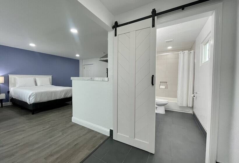 בית מלון כפרי Budget Inn