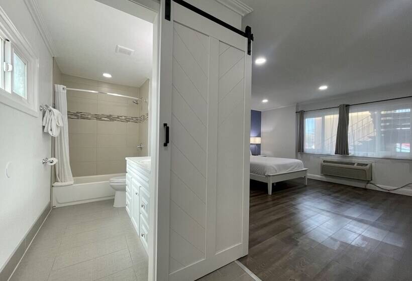 בית מלון כפרי Budget Inn