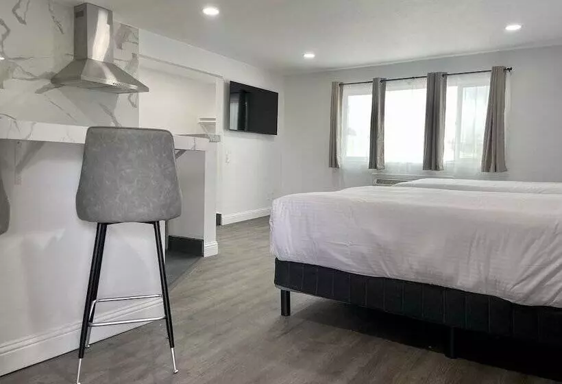 ホテル Budget Inn