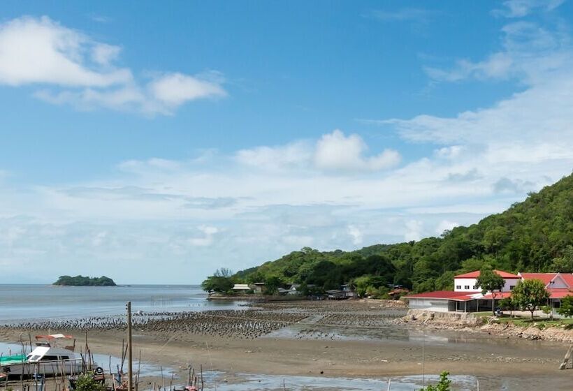 호텔 Chatrium Golf Resort Soi Dao Chanthaburi