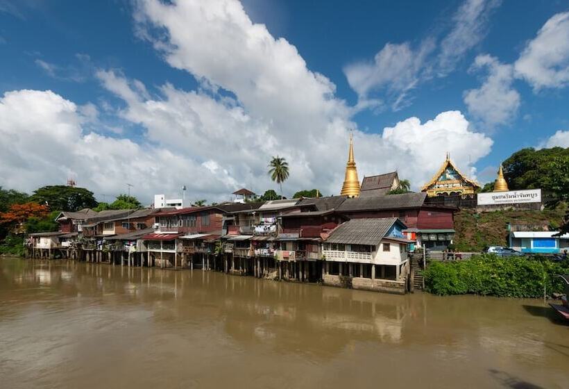 호텔 Chatrium Golf Resort Soi Dao Chanthaburi