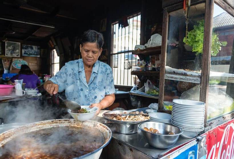 호텔 Chatrium Golf Resort Soi Dao Chanthaburi