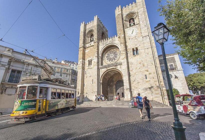 هتل Emporium Lisbon Suites