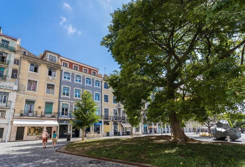 هتل Emporium Lisbon Suites