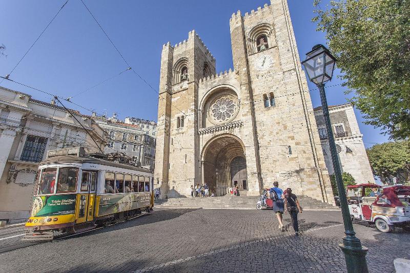 هتل Emporium Lisbon Suites