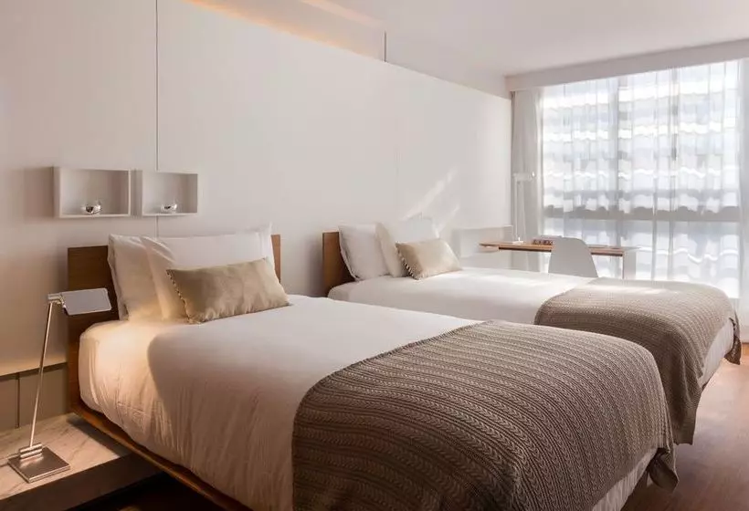 ホテル Esplendor By Wyndham Montevideo Punta Carretas