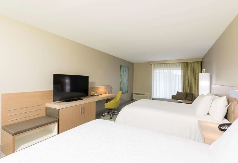 فندق Hilton Garden Inn Grand Rapids East