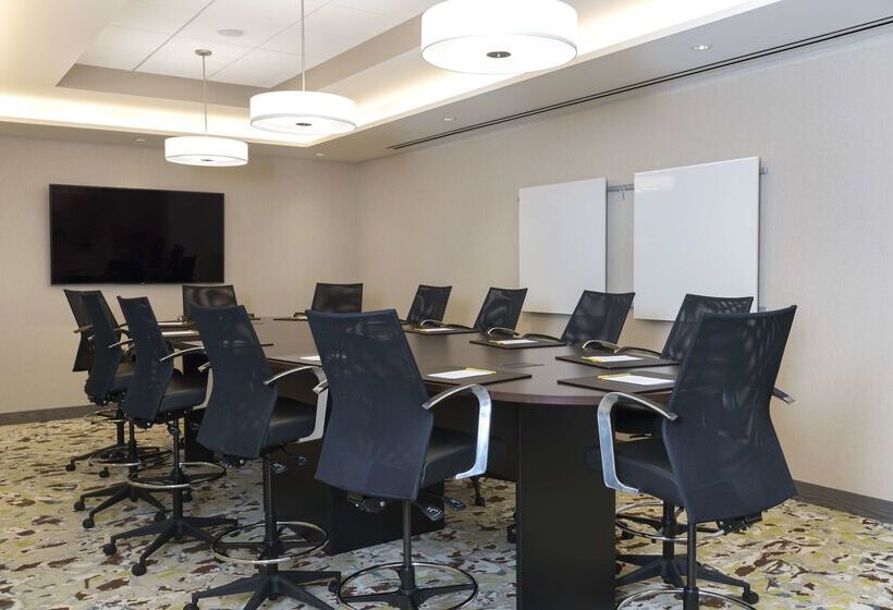 فندق Hilton Garden Inn Grand Rapids East