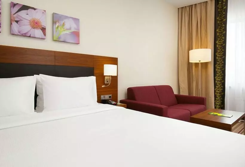 هتل Hilton Garden Inn Volgograd