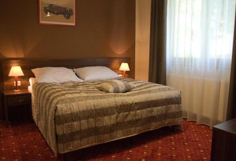 בית מלון כפרי Kochanów