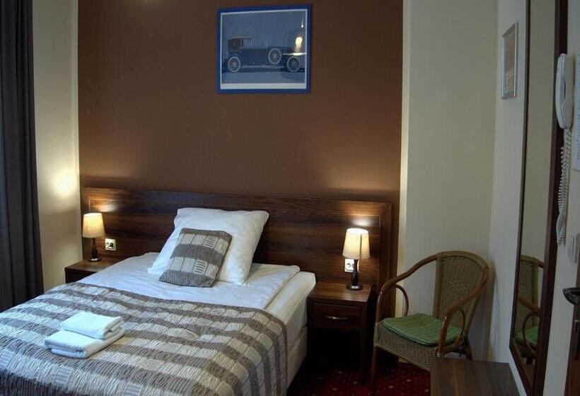 בית מלון כפרי Kochanów